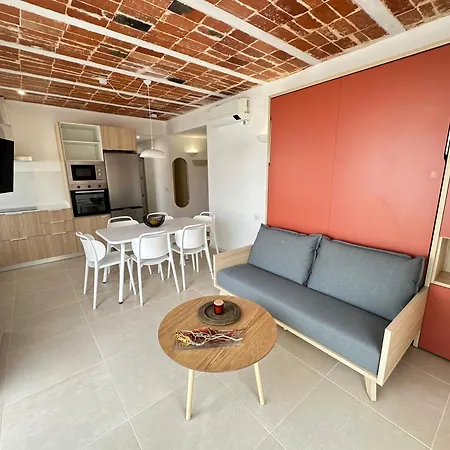 Apartment Agi Arago
